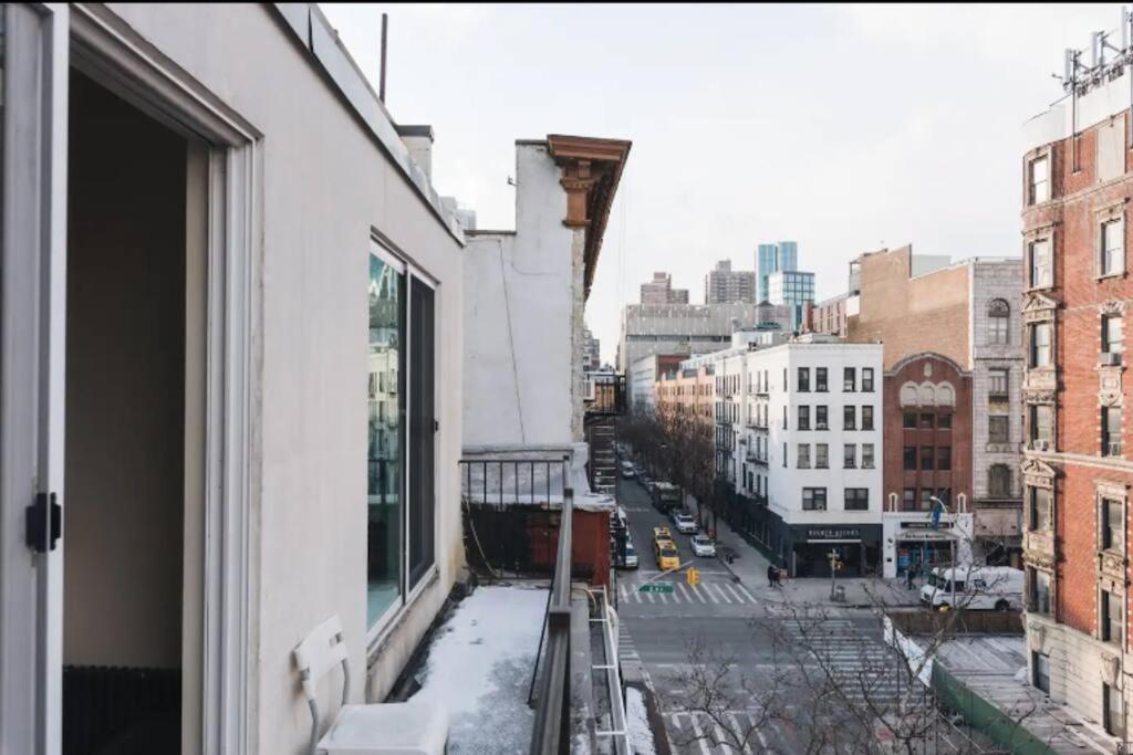 East Village Townhouse New York Bagian luar foto