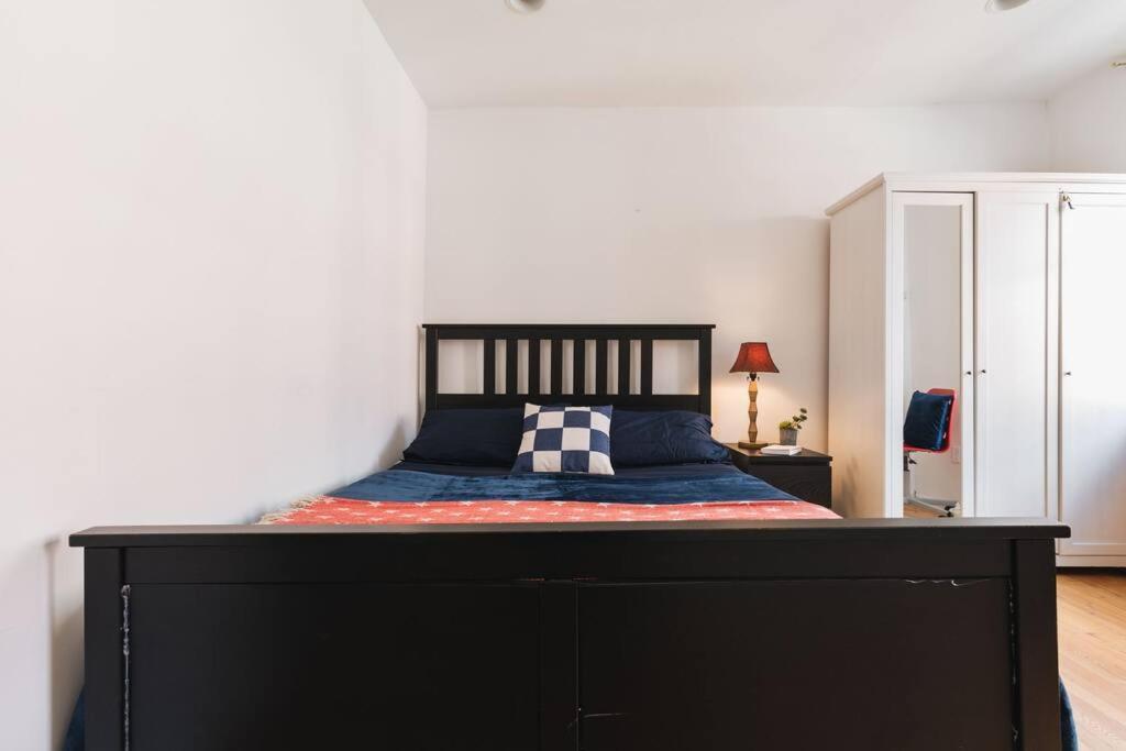 East Village Townhouse New York Bagian luar foto