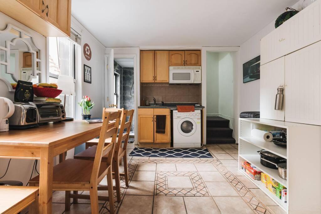 East Village Townhouse New York Bagian luar foto