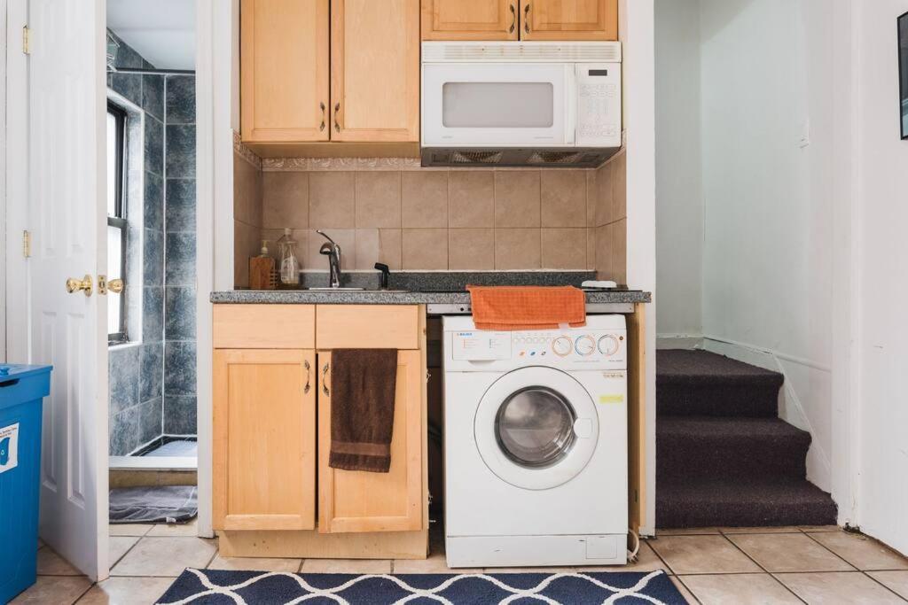 East Village Townhouse New York Bagian luar foto